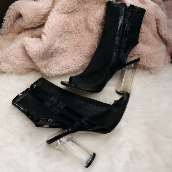 Public Desire Black Mesh Cut Out Ankle Boots size 8 - Picture 3 of 4